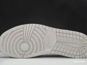 Hyperoad Jordan “College Grey” Mid Air 1 0501